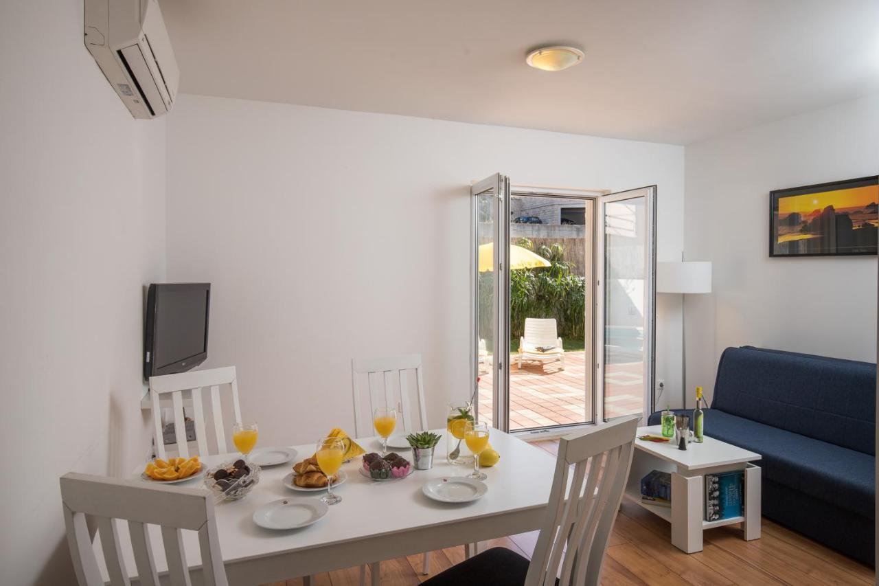 Apartments Veramenta 챠브타트 외부 사진